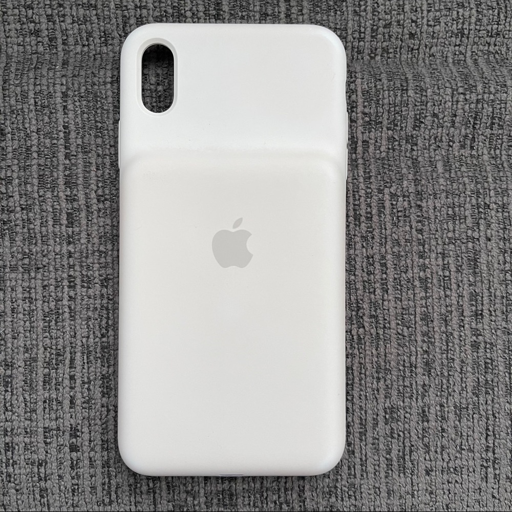 Apple XS Max Battery Charger Case